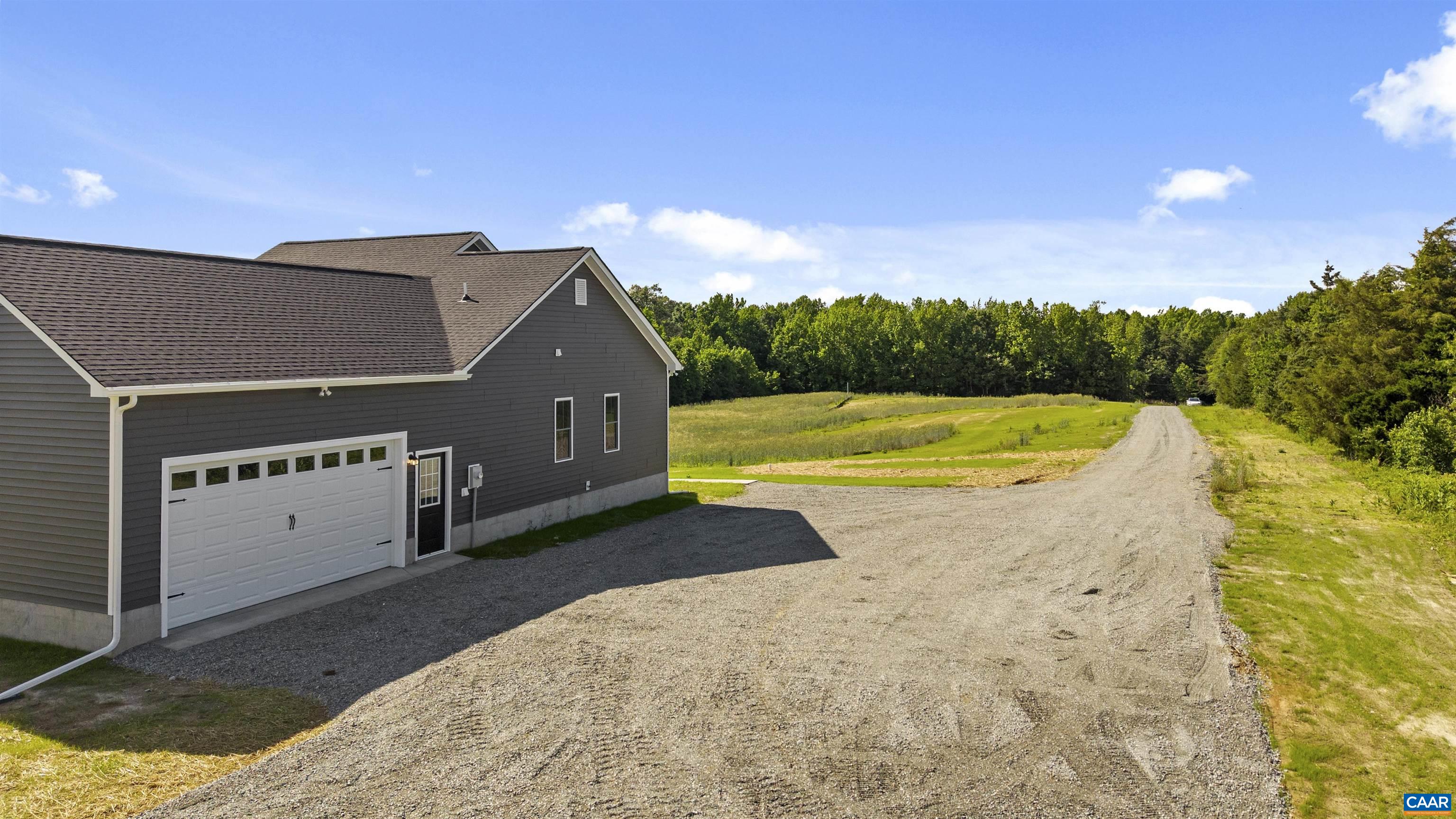 295 HICKORY HOLLOW LN, FORK UNION, Virginia 23022, 3 Bedrooms Bedrooms, ,2 BathroomsBathrooms,Residential,295 HICKORY HOLLOW LN,676861 MLS # 676861