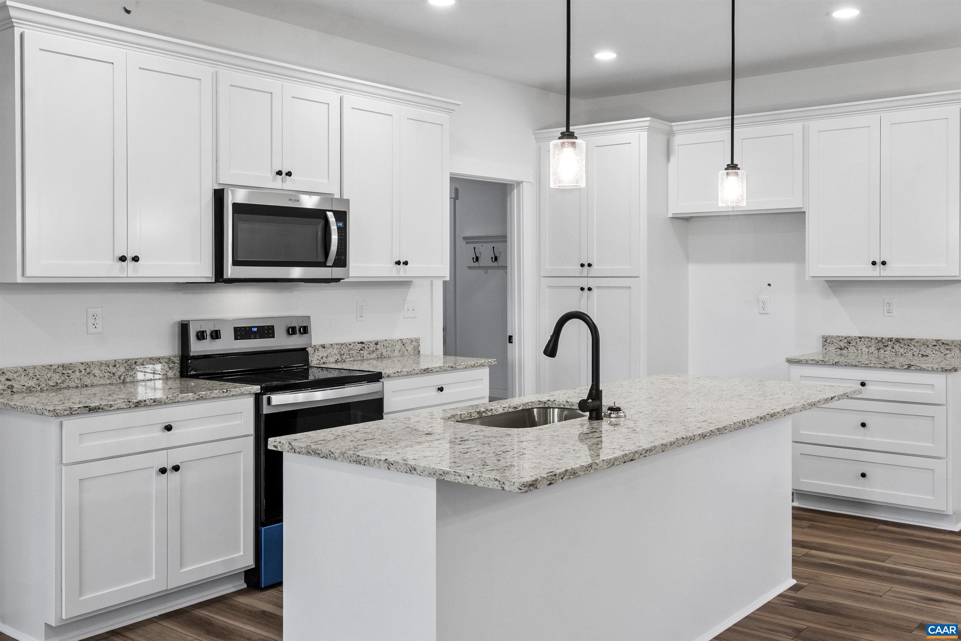 295 HICKORY HOLLOW LN, FORK UNION, Virginia 23022, 3 Bedrooms Bedrooms, ,2 BathroomsBathrooms,Residential,295 HICKORY HOLLOW LN,676861 MLS # 676861