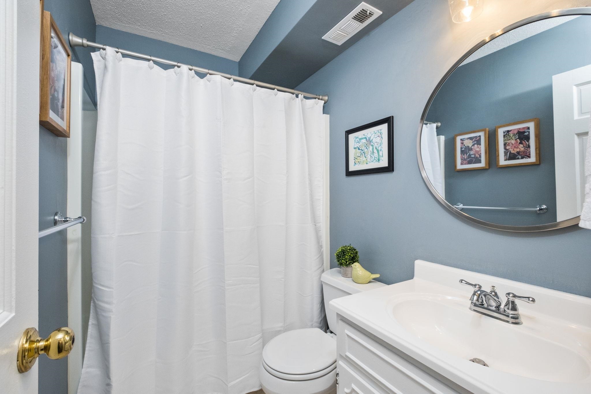 5530 GLADE VIEW DR, BRIDGEWATER, Virginia 22812, 3 Bedrooms Bedrooms, ,2 BathroomsBathrooms,Residential,5530 GLADE VIEW DR,676862 MLS # 676862