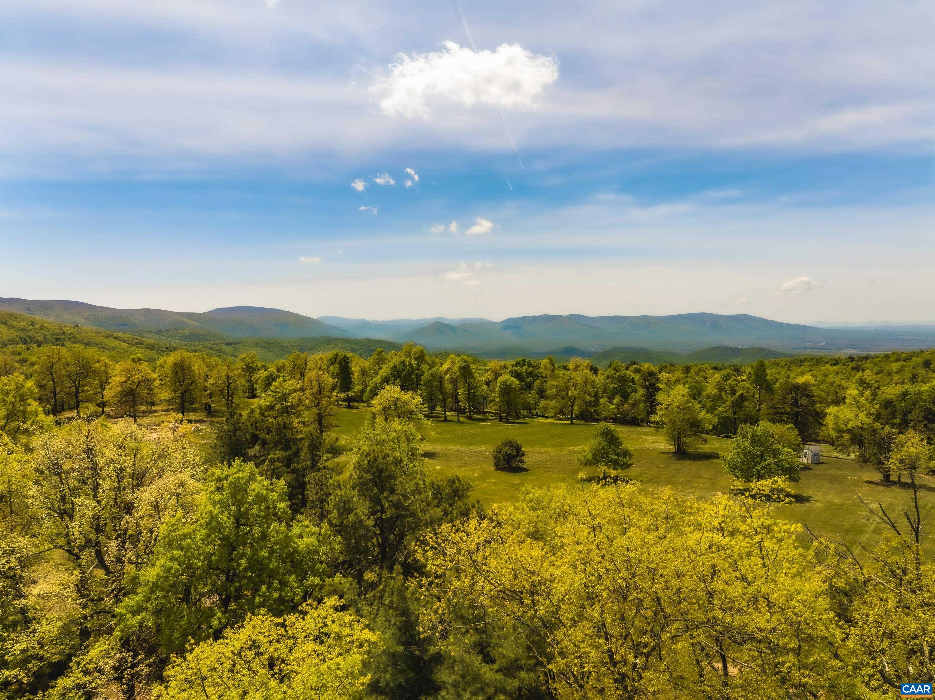 124 AZALEA DR, AFTON, Virginia 22920, 3 Bedrooms Bedrooms, ,2 BathroomsBathrooms,Residential,Swannanoa Golf Course Hole 13,124 AZALEA DR,676865 MLS # 676865