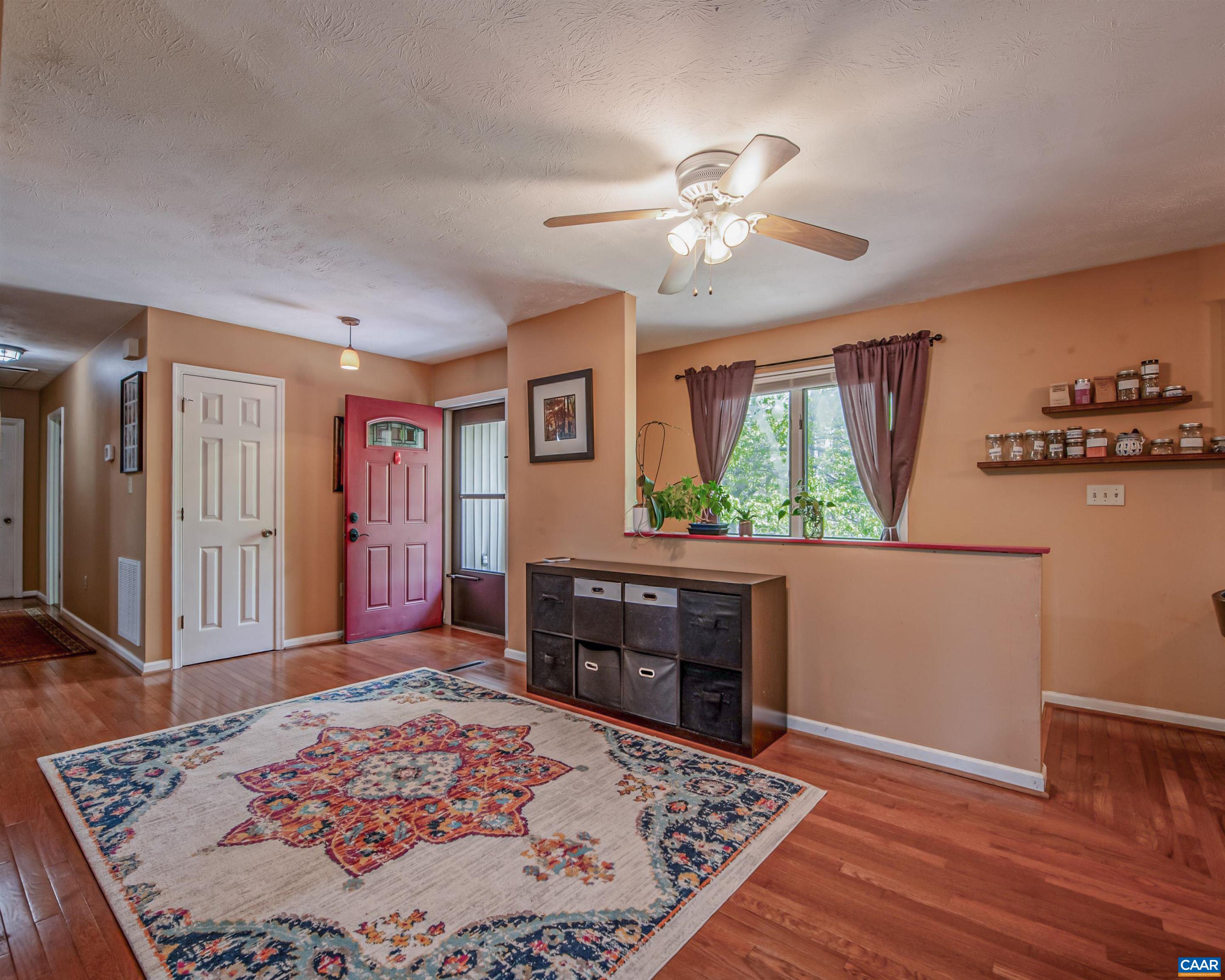 124 AZALEA DR, AFTON, Virginia 22920, 3 Bedrooms Bedrooms, ,2 BathroomsBathrooms,Residential,Swannanoa Golf Course Hole 13,124 AZALEA DR,676865 MLS # 676865