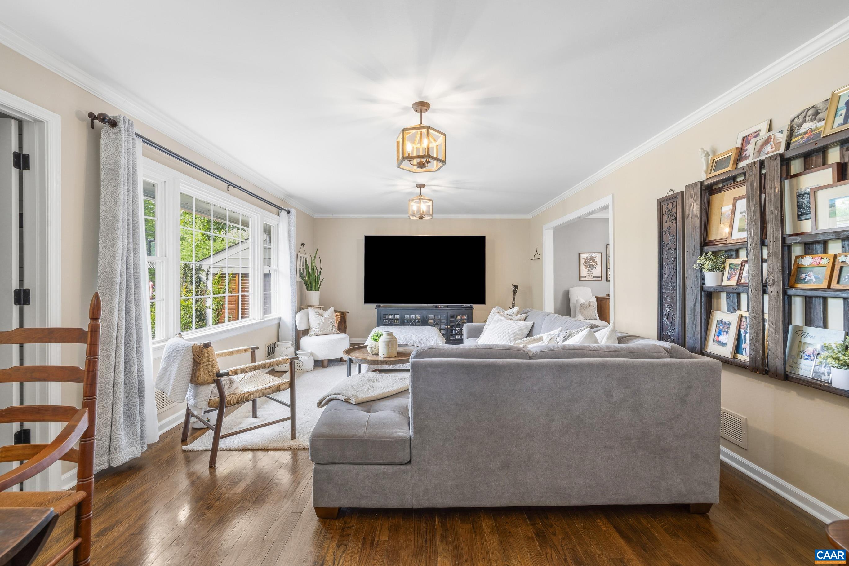 134 W PARK DR, CHARLOTTESVILLE, Virginia 22901, 5 Bedrooms Bedrooms, ,3 BathroomsBathrooms,Residential,134 W PARK DR,676866 MLS # 676866