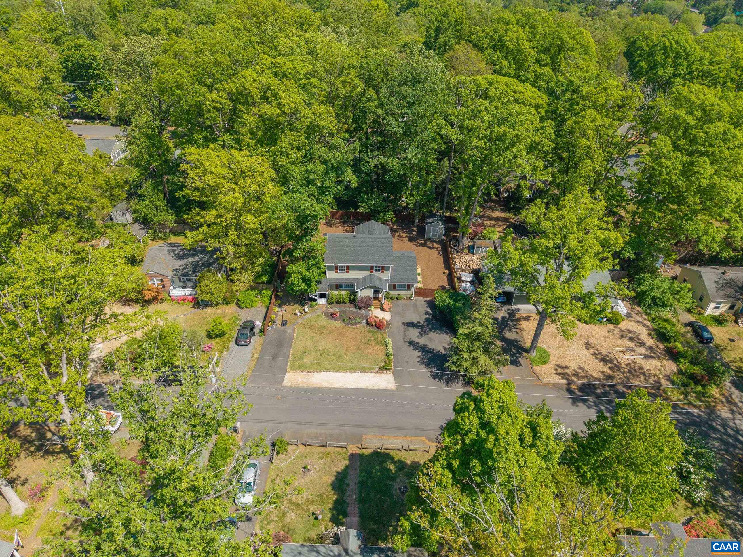 134 W PARK DR, CHARLOTTESVILLE, Virginia 22901, 5 Bedrooms Bedrooms, ,3 BathroomsBathrooms,Residential,134 W PARK DR,676866 MLS # 676866