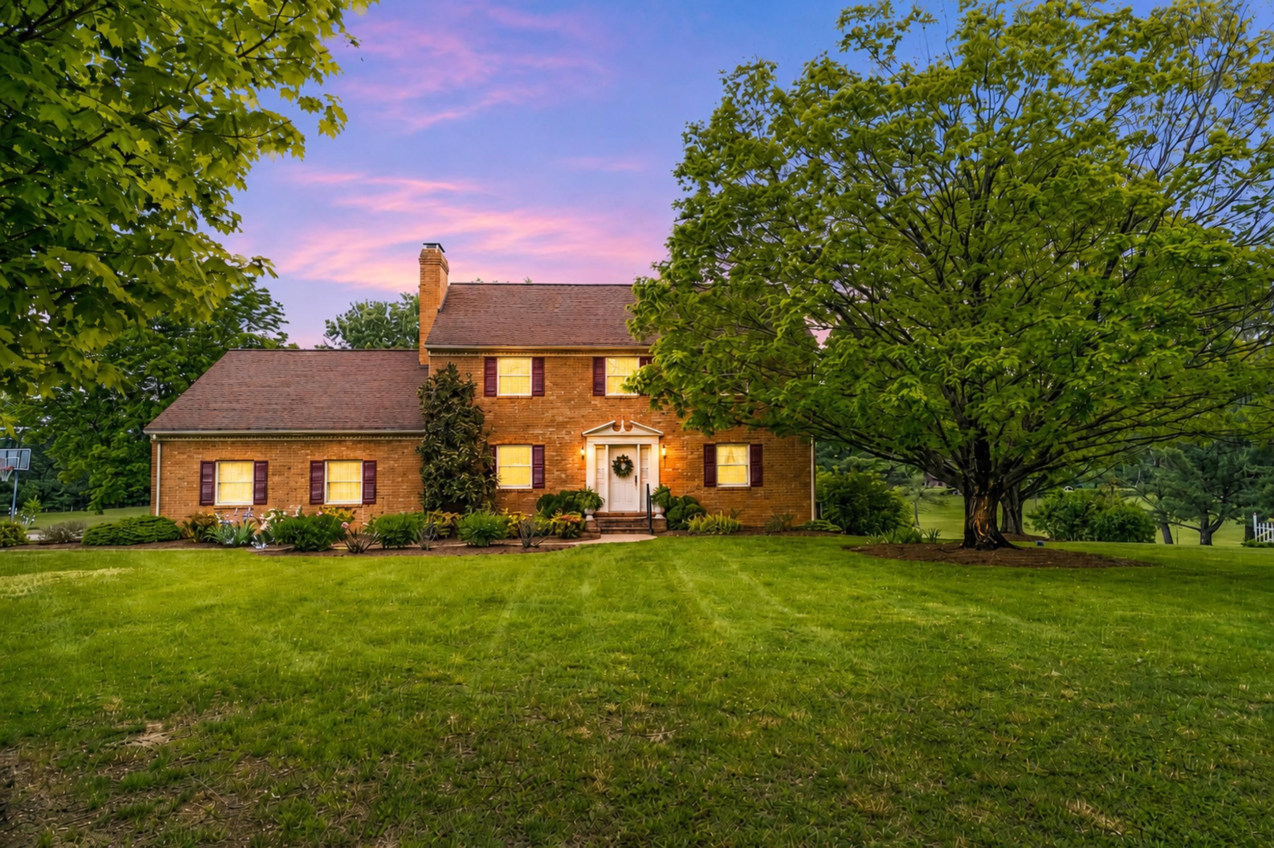 32 HENKEL RD, WAYNESBORO, Virginia 22980, 5 Bedrooms Bedrooms, ,3 BathroomsBathrooms,Residential,32 HENKEL RD,676871 MLS # 676871
