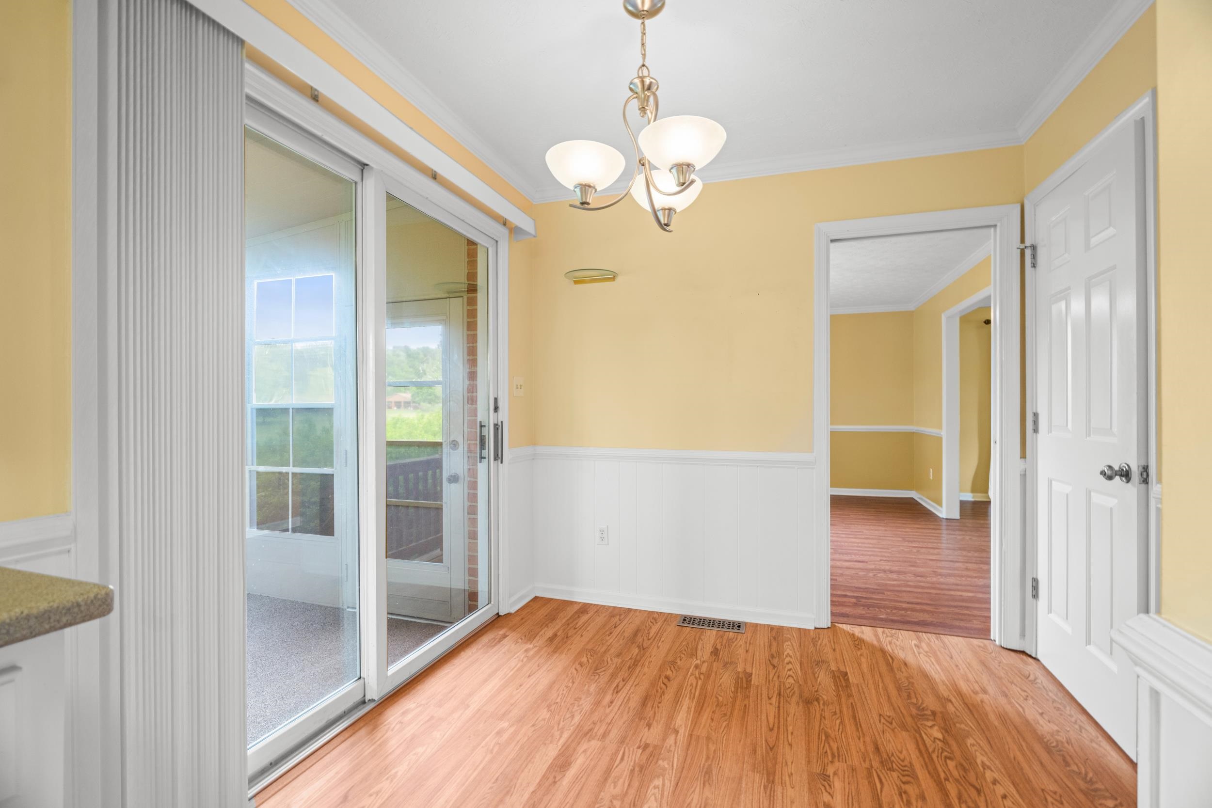 32 HENKEL RD, WAYNESBORO, Virginia 22980, 5 Bedrooms Bedrooms, ,3 BathroomsBathrooms,Residential,32 HENKEL RD,676871 MLS # 676871