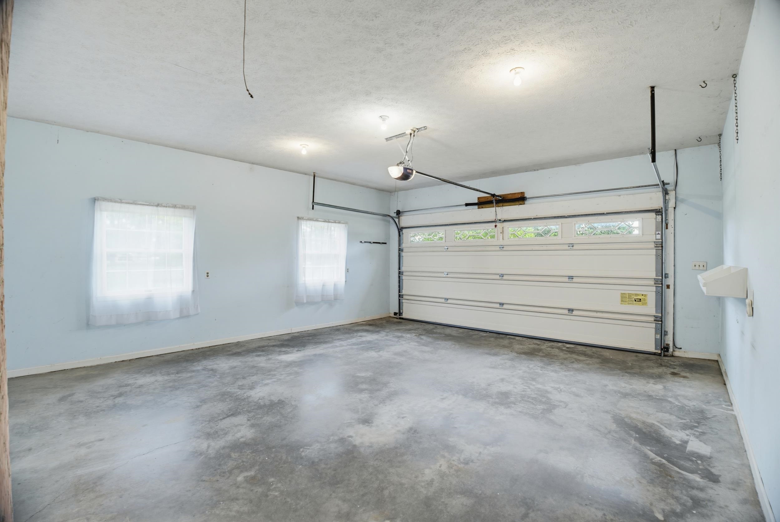 32 HENKEL RD, WAYNESBORO, Virginia 22980, 5 Bedrooms Bedrooms, ,3 BathroomsBathrooms,Residential,32 HENKEL RD,676871 MLS # 676871