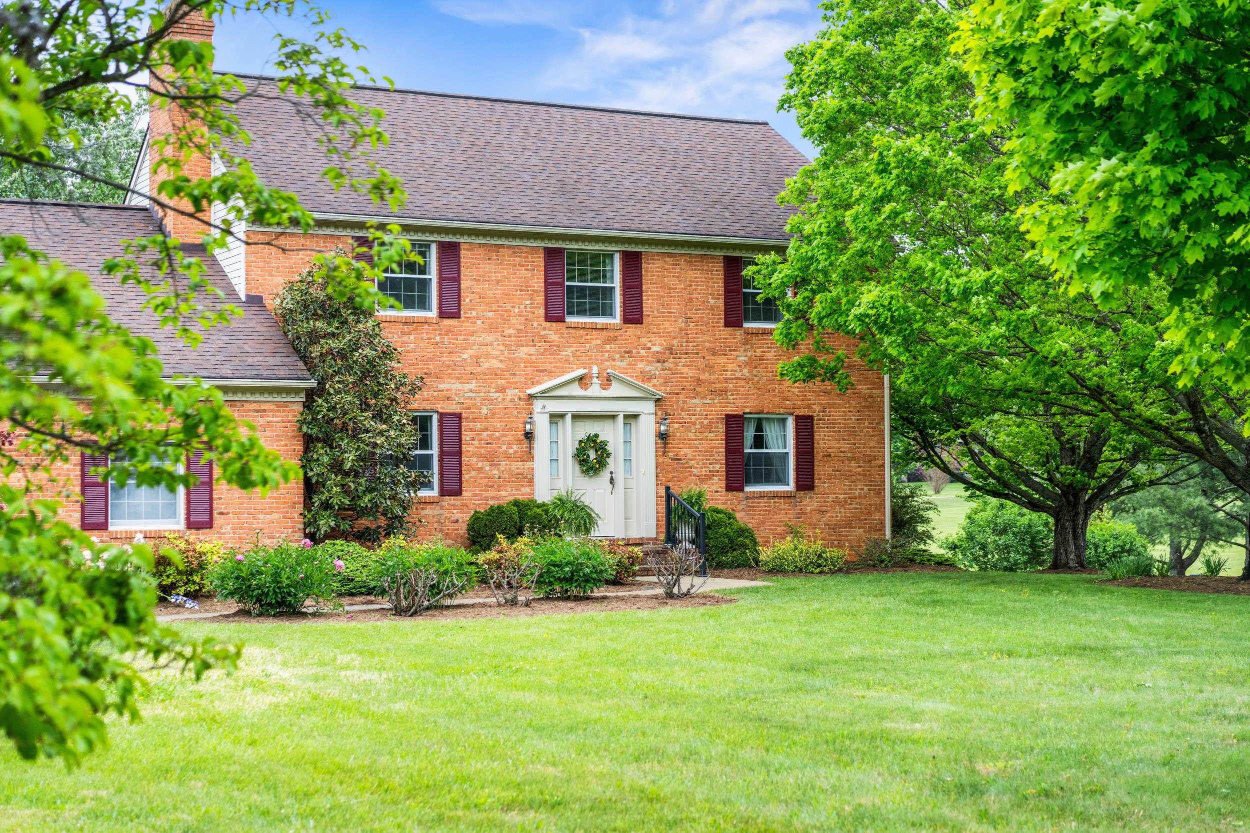 32 HENKEL RD, WAYNESBORO, Virginia 22980, 5 Bedrooms Bedrooms, ,3 BathroomsBathrooms,Residential,32 HENKEL RD,676871 MLS # 676871