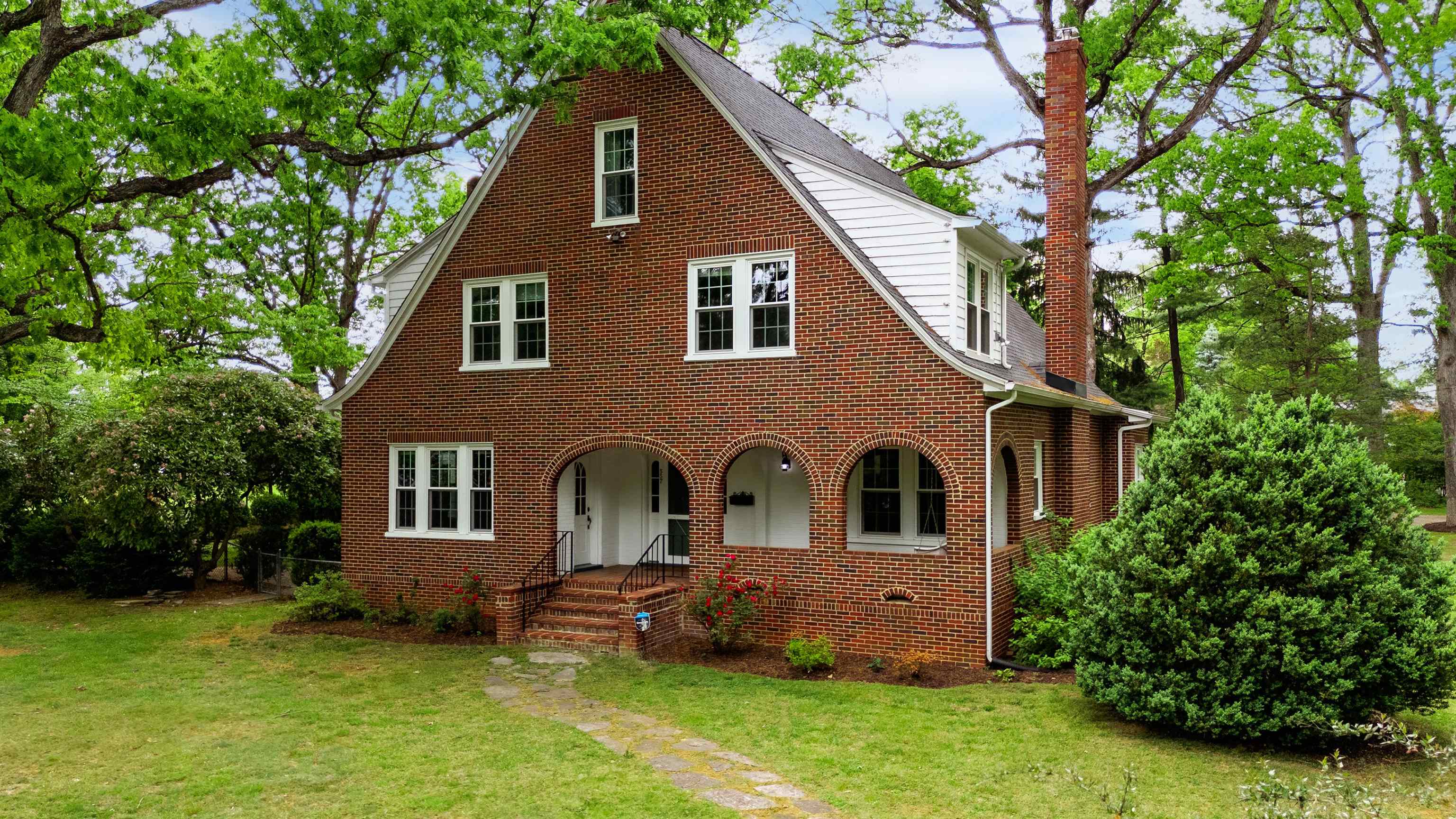 557 S ELLISON LN, WAYNESBORO, Virginia 22980, 3 Bedrooms Bedrooms, ,2 BathroomsBathrooms,Residential,557 S ELLISON LN,676872 MLS # 676872