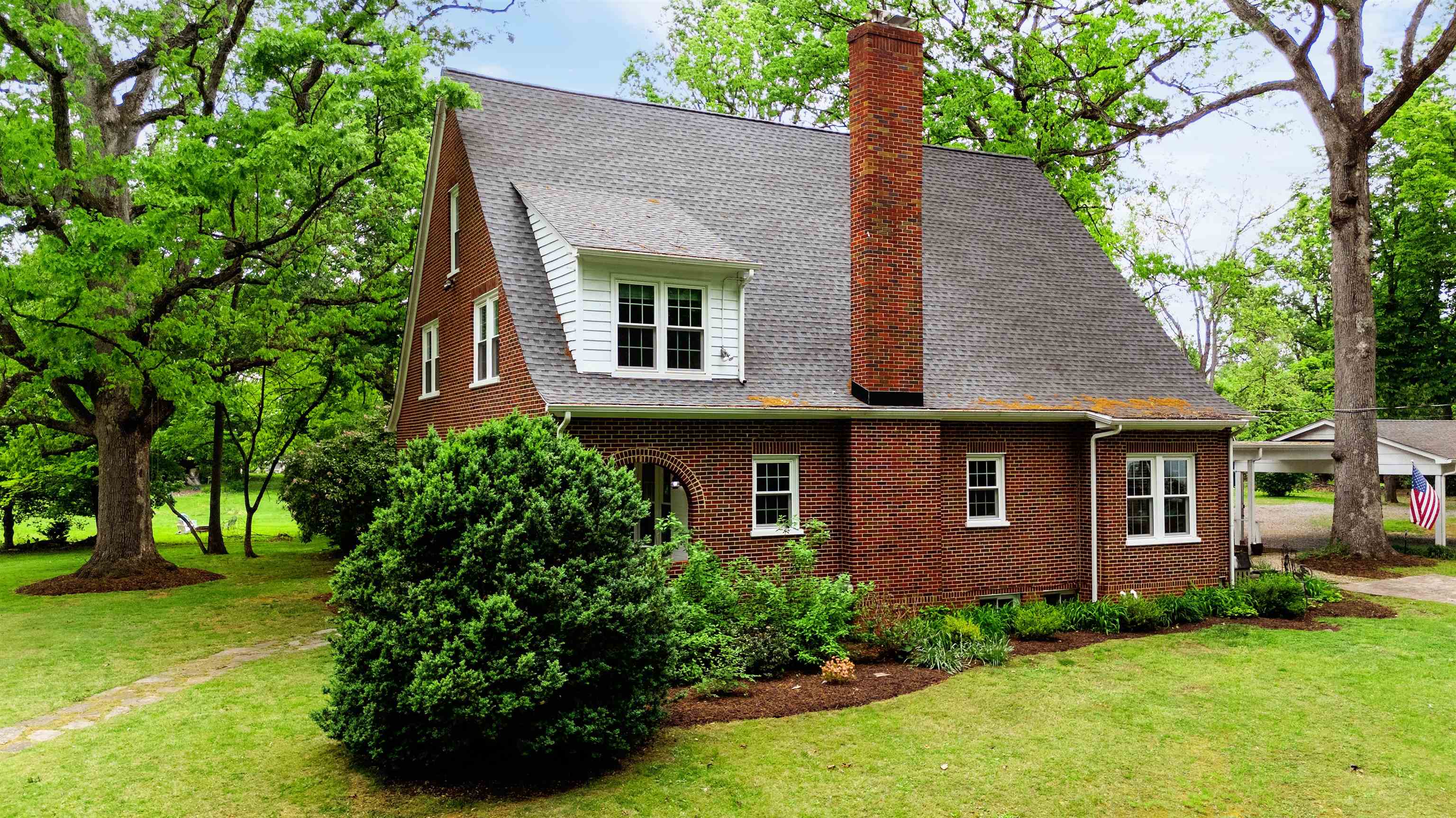 557 S ELLISON LN, WAYNESBORO, Virginia 22980, 3 Bedrooms Bedrooms, ,2 BathroomsBathrooms,Residential,557 S ELLISON LN,676872 MLS # 676872