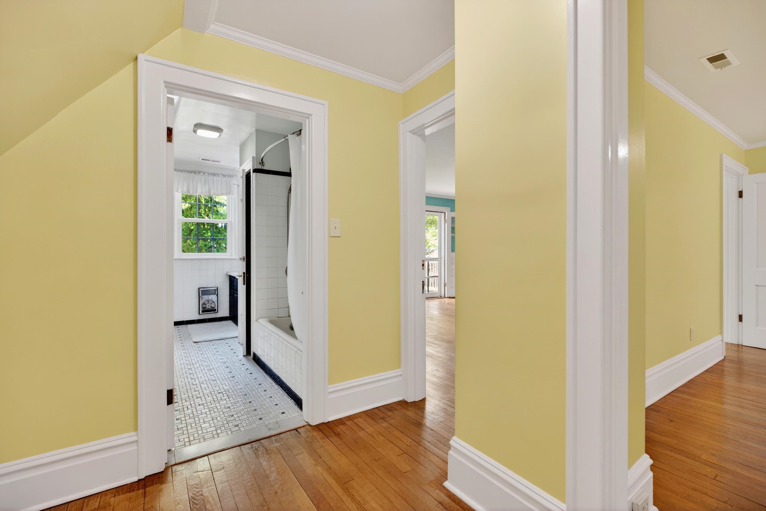 557 S ELLISON LN, WAYNESBORO, Virginia 22980, 3 Bedrooms Bedrooms, ,2 BathroomsBathrooms,Residential,557 S ELLISON LN,676872 MLS # 676872