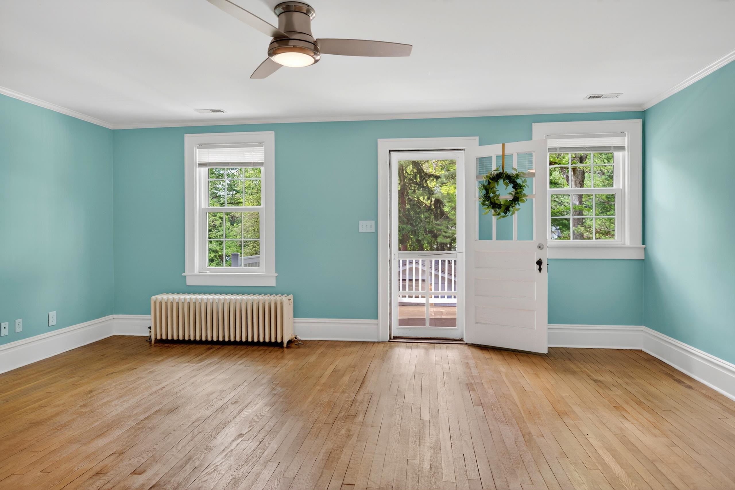 557 S ELLISON LN, WAYNESBORO, Virginia 22980, 3 Bedrooms Bedrooms, ,2 BathroomsBathrooms,Residential,557 S ELLISON LN,676872 MLS # 676872