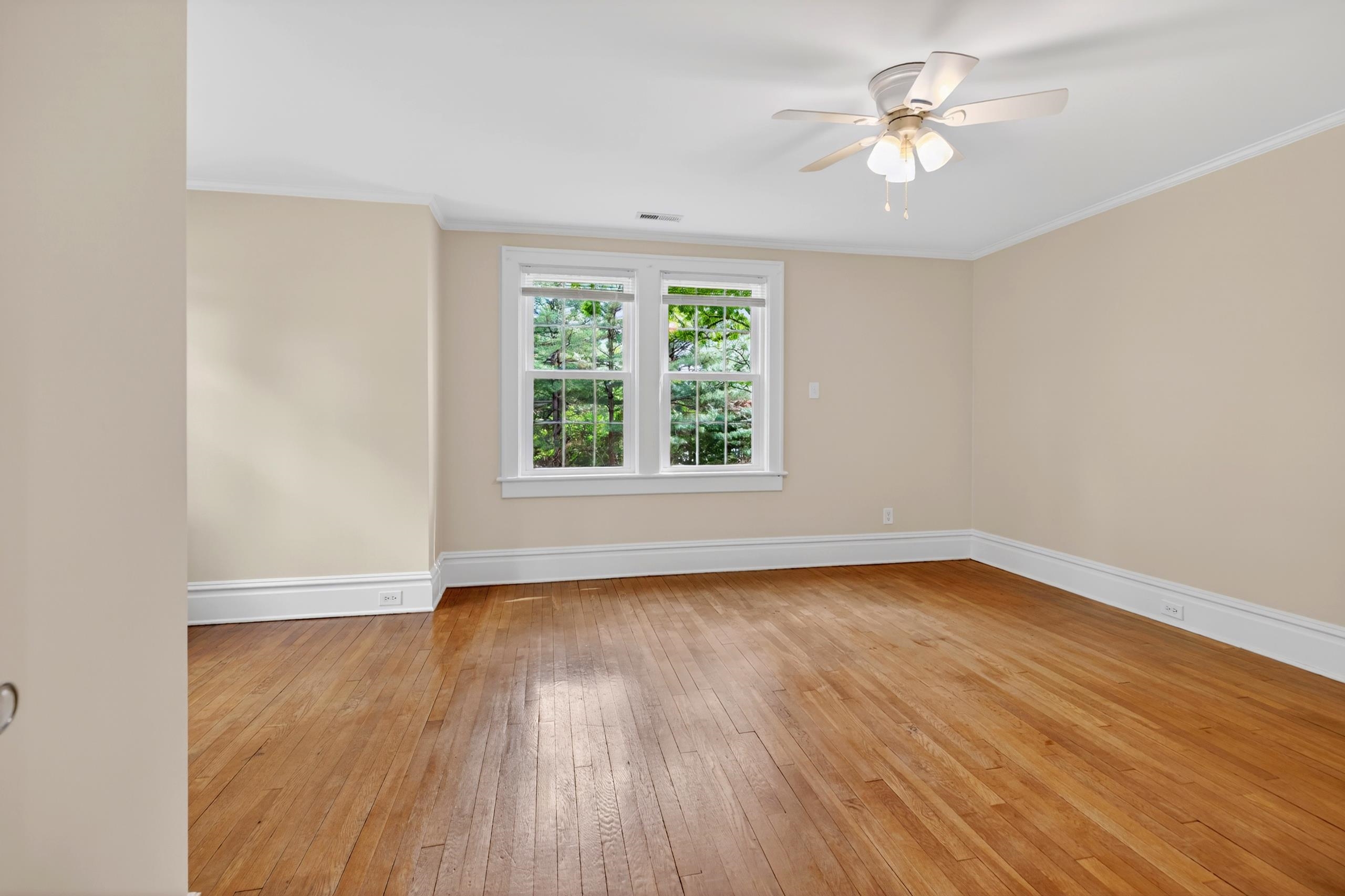 557 S ELLISON LN, WAYNESBORO, Virginia 22980, 3 Bedrooms Bedrooms, ,2 BathroomsBathrooms,Residential,557 S ELLISON LN,676872 MLS # 676872