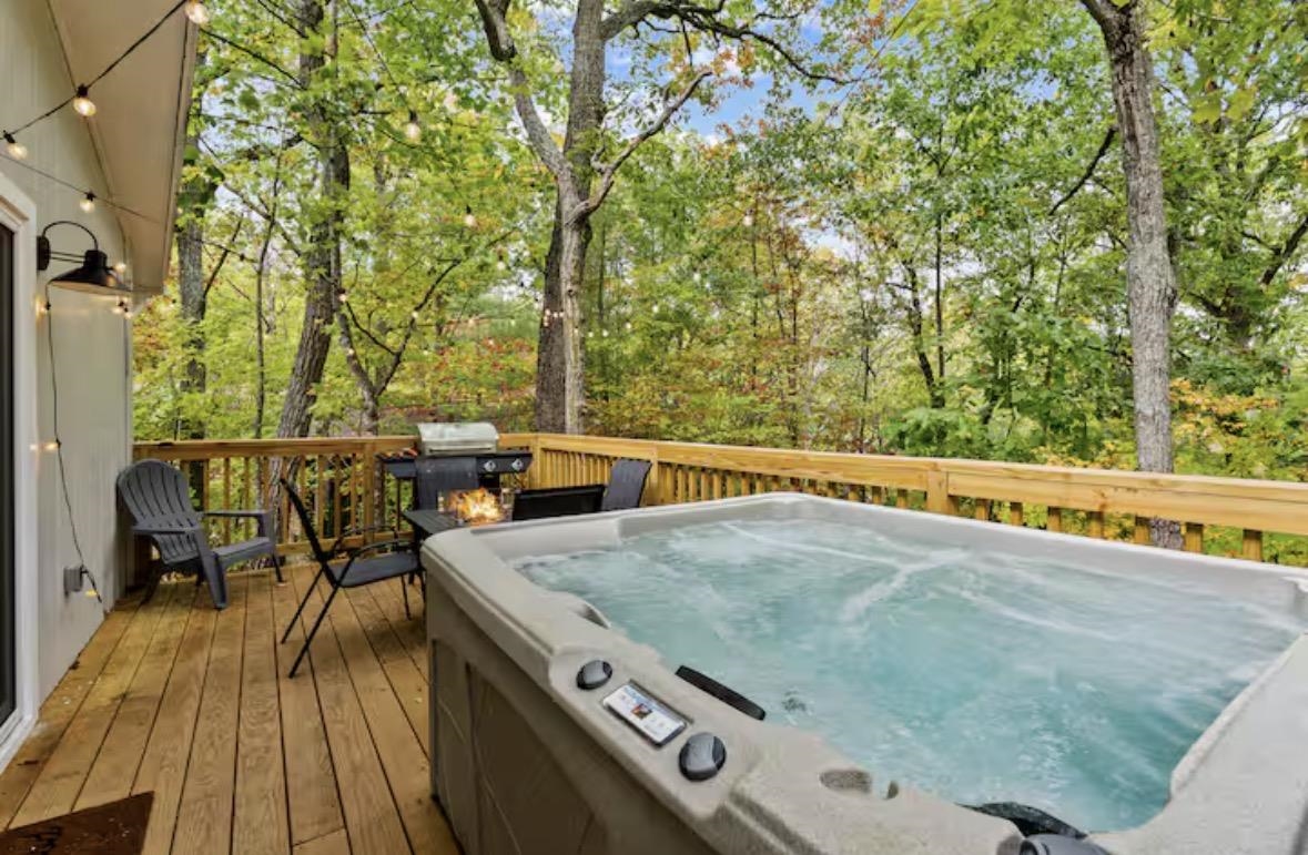 209 FAIRFAX CT, MCGAHEYSVILLE, Virginia 22840, 3 Bedrooms Bedrooms, ,2 BathroomsBathrooms,Residential,209 FAIRFAX CT,676874 MLS # 676874