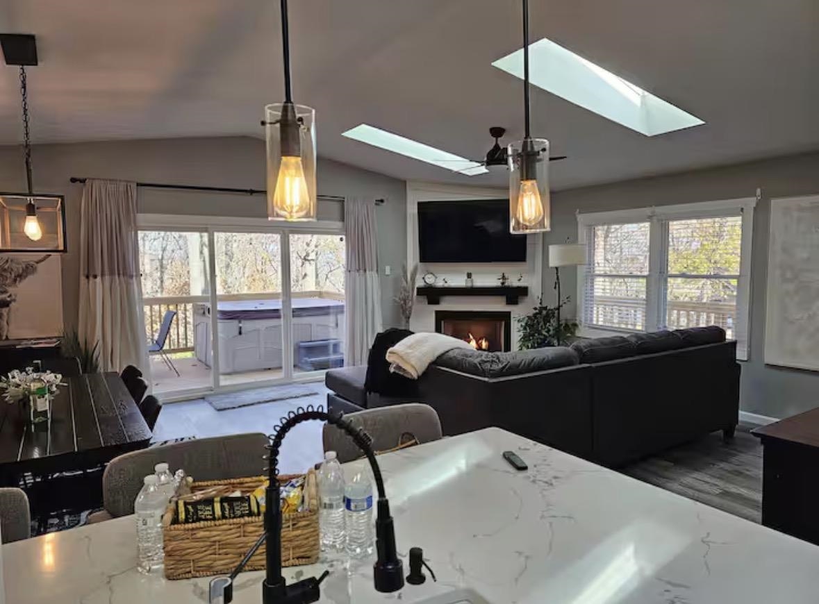 209 FAIRFAX CT, MCGAHEYSVILLE, Virginia 22840, 3 Bedrooms Bedrooms, ,2 BathroomsBathrooms,Residential,209 FAIRFAX CT,676874 MLS # 676874