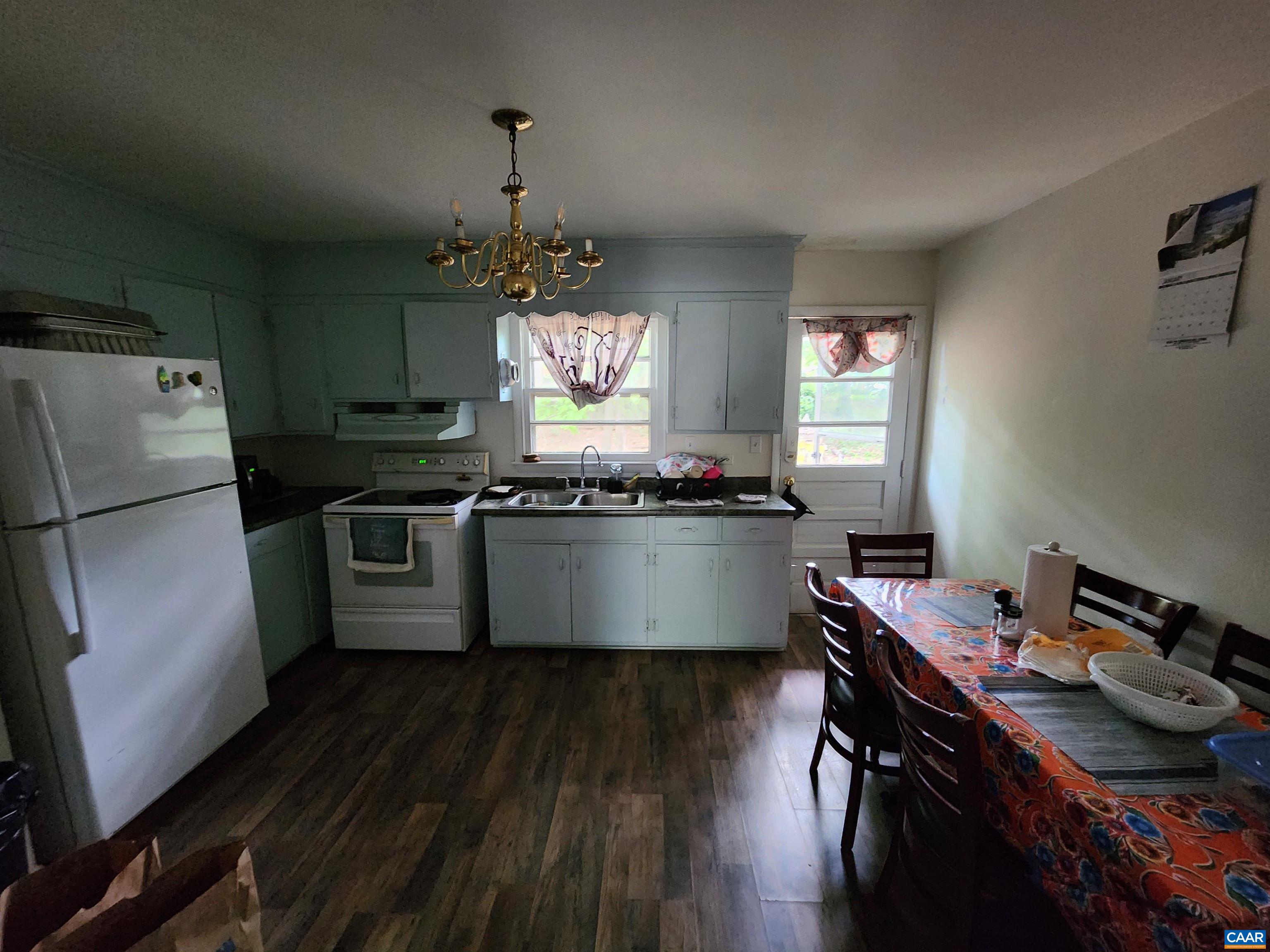 1911 CEDAR HILL RD, CHARLOTTESVILLE, Virginia 22901, ,Residential,1911 CEDAR HILL RD,676898 MLS # 676898
