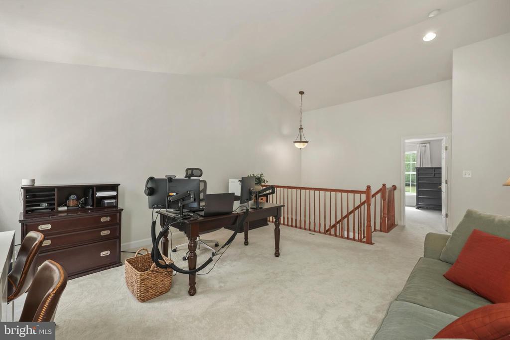 10028 WILLOW RIDGE WAY, SPOTSYLVANIA, Virginia 22553, 5 Bedrooms Bedrooms, ,4 BathroomsBathrooms,Residential,10028 WILLOW RIDGE WAY,VASP2040834 MLS # VASP2040834