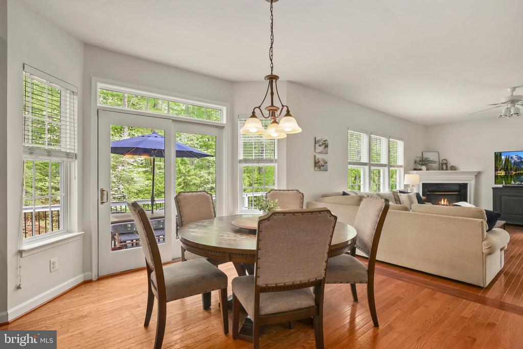 10028 WILLOW RIDGE WAY, SPOTSYLVANIA, Virginia 22553, 5 Bedrooms Bedrooms, ,4 BathroomsBathrooms,Residential,10028 WILLOW RIDGE WAY,VASP2040834 MLS # VASP2040834