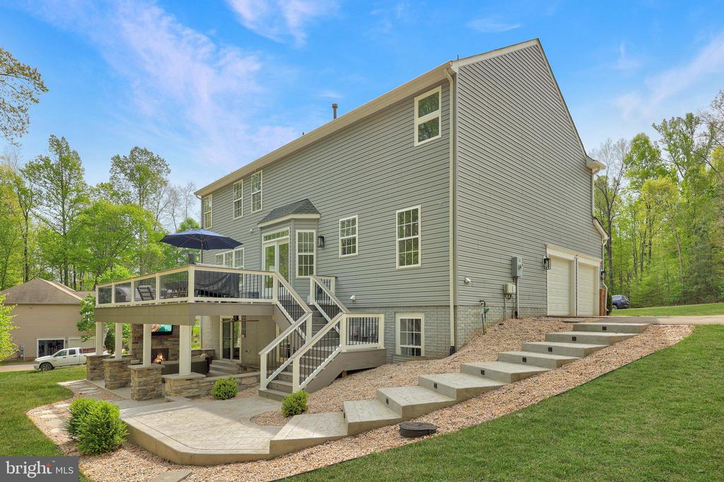 10028 WILLOW RIDGE WAY, SPOTSYLVANIA, Virginia 22553, 5 Bedrooms Bedrooms, ,4 BathroomsBathrooms,Residential,10028 WILLOW RIDGE WAY,VASP2040834 MLS # VASP2040834