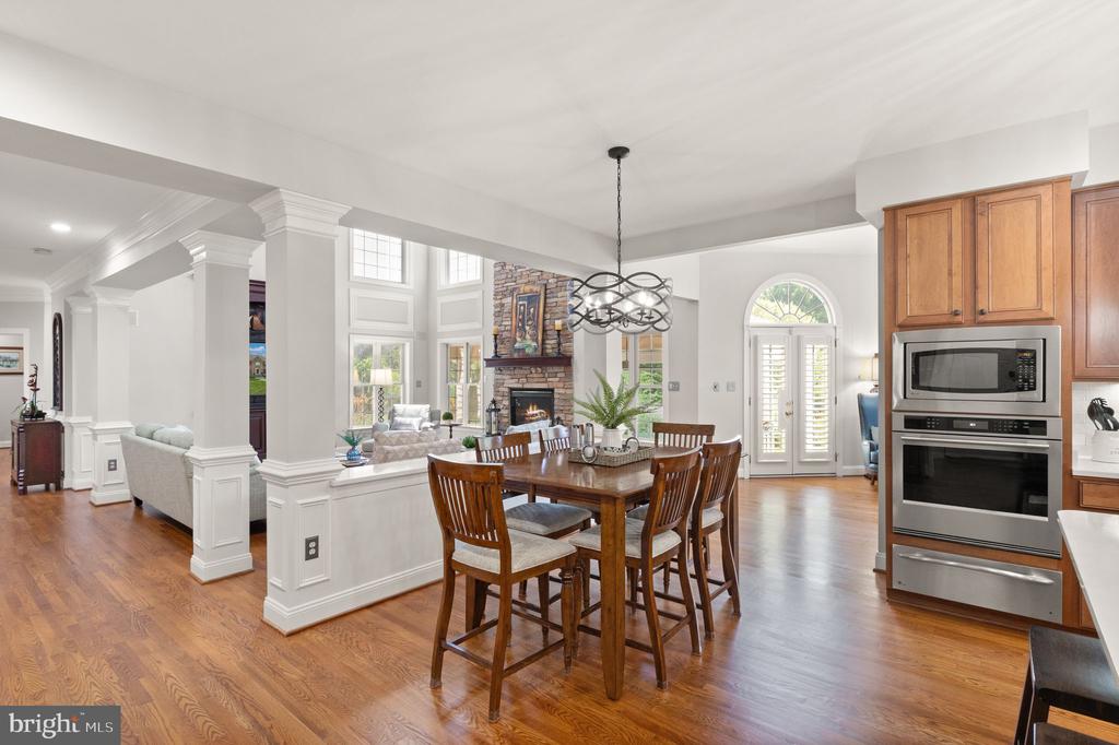 6962 EMMA CT, WARRENTON, Virginia 20187, 5 Bedrooms Bedrooms, ,4 BathroomsBathrooms,Residential,6962 EMMA CT,VAFQ2021620 MLS # VAFQ2021620