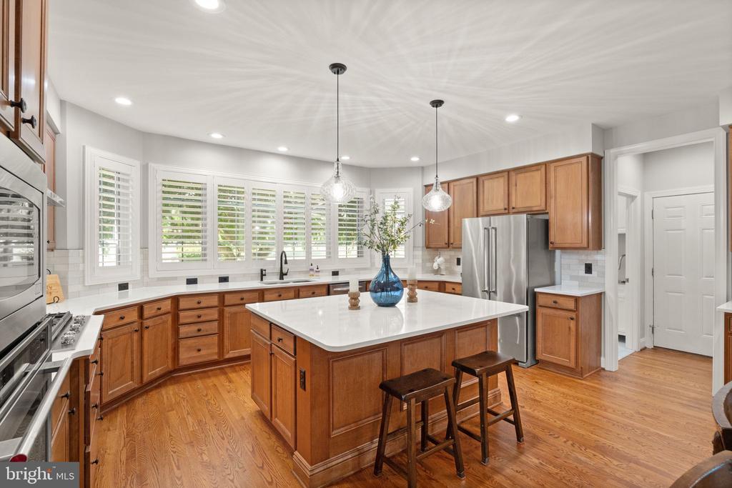 6962 EMMA CT, WARRENTON, Virginia 20187, 5 Bedrooms Bedrooms, ,4 BathroomsBathrooms,Residential,6962 EMMA CT,VAFQ2021620 MLS # VAFQ2021620