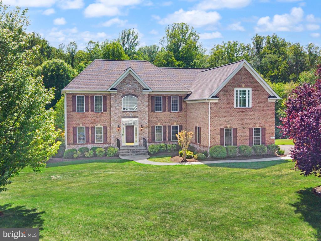 6962 EMMA CT, WARRENTON, Virginia 20187, 5 Bedrooms Bedrooms, ,4 BathroomsBathrooms,Residential,6962 EMMA CT,VAFQ2021620 MLS # VAFQ2021620