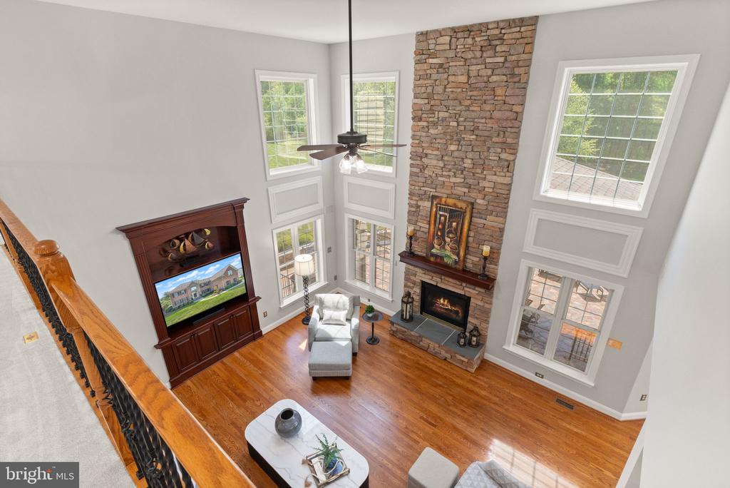 6962 EMMA CT, WARRENTON, Virginia 20187, 5 Bedrooms Bedrooms, ,4 BathroomsBathrooms,Residential,6962 EMMA CT,VAFQ2021620 MLS # VAFQ2021620