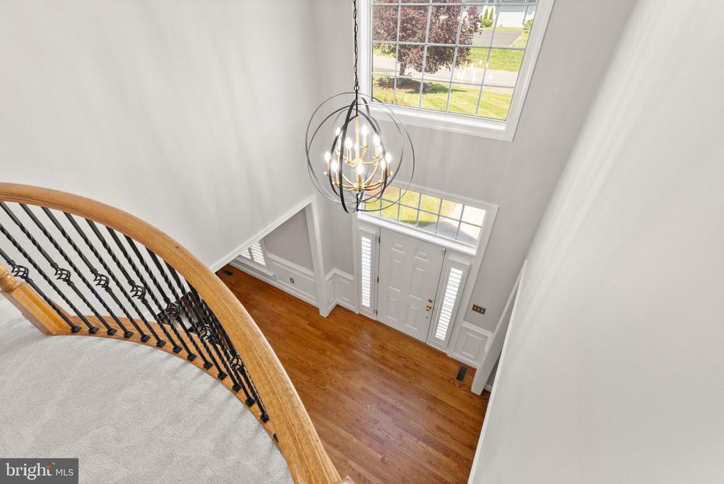 6962 EMMA CT, WARRENTON, Virginia 20187, 5 Bedrooms Bedrooms, ,4 BathroomsBathrooms,Residential,6962 EMMA CT,VAFQ2021620 MLS # VAFQ2021620