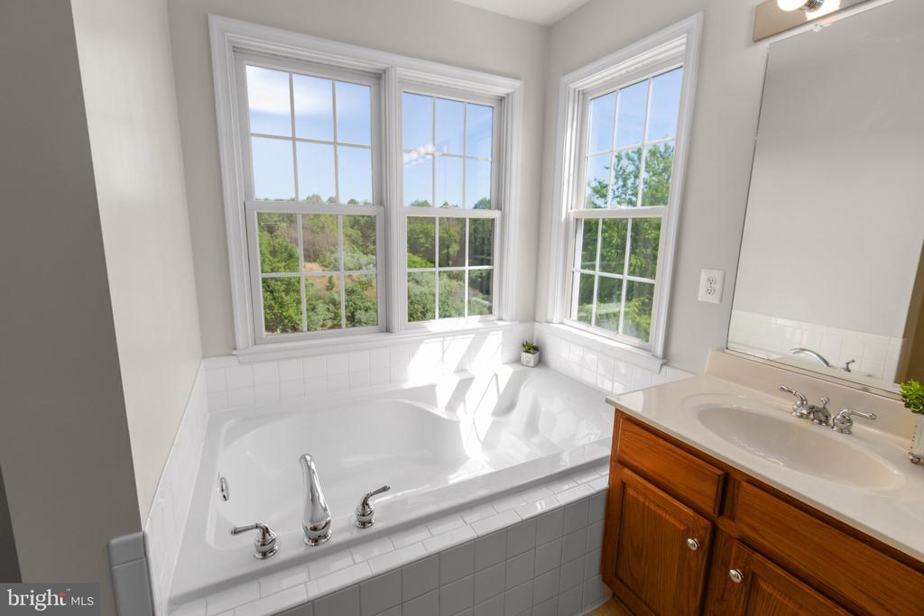 16390 WAYLAND RD, CULPEPER, Virginia 22701, 4 Bedrooms Bedrooms, ,2 BathroomsBathrooms,Residential,16390 WAYLAND RD,VACU2013436 MLS # VACU2013436