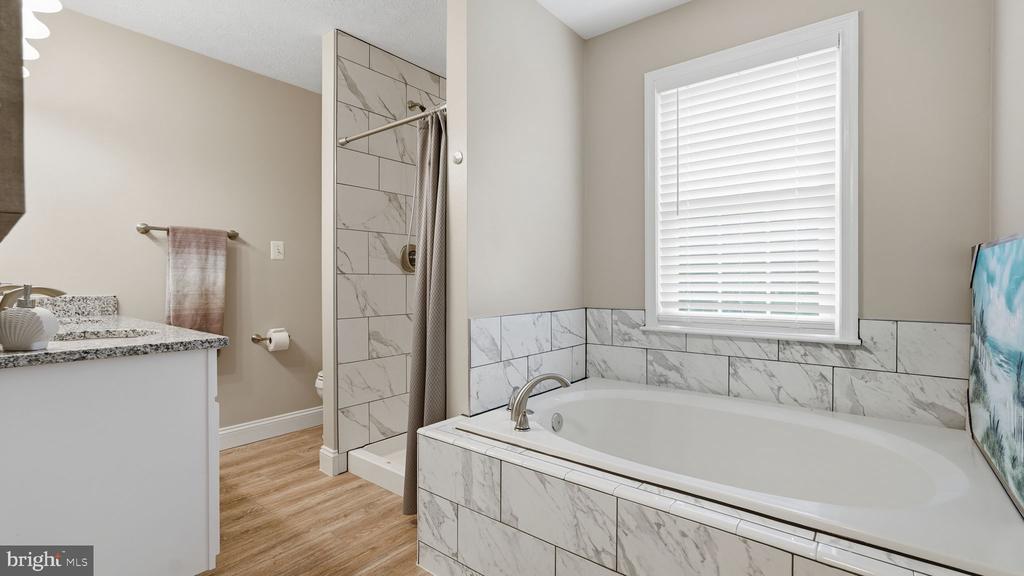 3900 N ANDOVER LN, FREDERICKSBURG, Virginia 22408, 4 Bedrooms Bedrooms, ,3 BathroomsBathrooms,Residential,3900 N ANDOVER LN,VASP2041164 MLS # VASP2041164