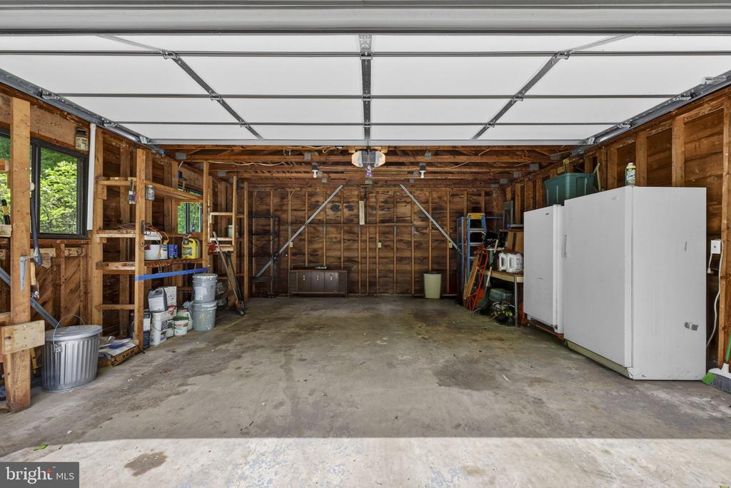 5662 LINDEN CT, WARRENTON, Virginia 20187, 4 Bedrooms Bedrooms, ,4 BathroomsBathrooms,Residential,5662 LINDEN CT,VAFQ2021744 MLS # VAFQ2021744