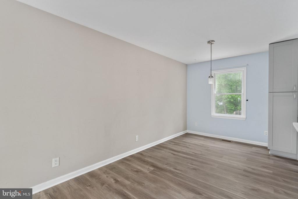11902 PLANTATION DR, SPOTSYLVANIA, Virginia 22551, 4 Bedrooms Bedrooms, ,3 BathroomsBathrooms,Residential,11902 PLANTATION DR,VASP2041468 MLS # VASP2041468