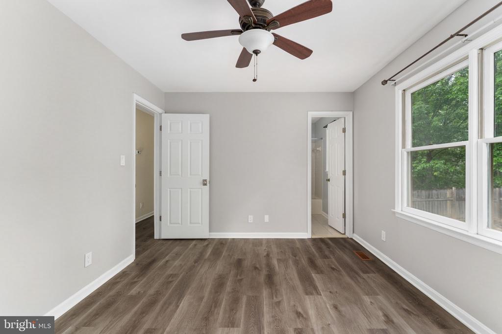 11902 PLANTATION DR, SPOTSYLVANIA, Virginia 22551, 4 Bedrooms Bedrooms, ,3 BathroomsBathrooms,Residential,11902 PLANTATION DR,VASP2041468 MLS # VASP2041468