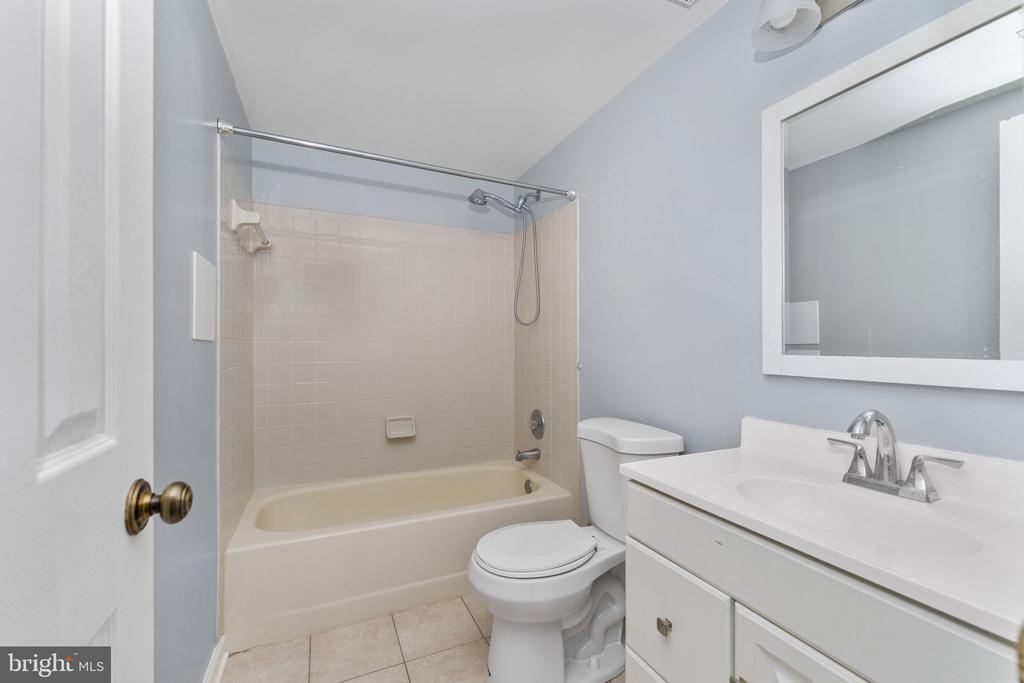 11902 PLANTATION DR, SPOTSYLVANIA, Virginia 22551, 4 Bedrooms Bedrooms, ,3 BathroomsBathrooms,Residential,11902 PLANTATION DR,VASP2041468 MLS # VASP2041468