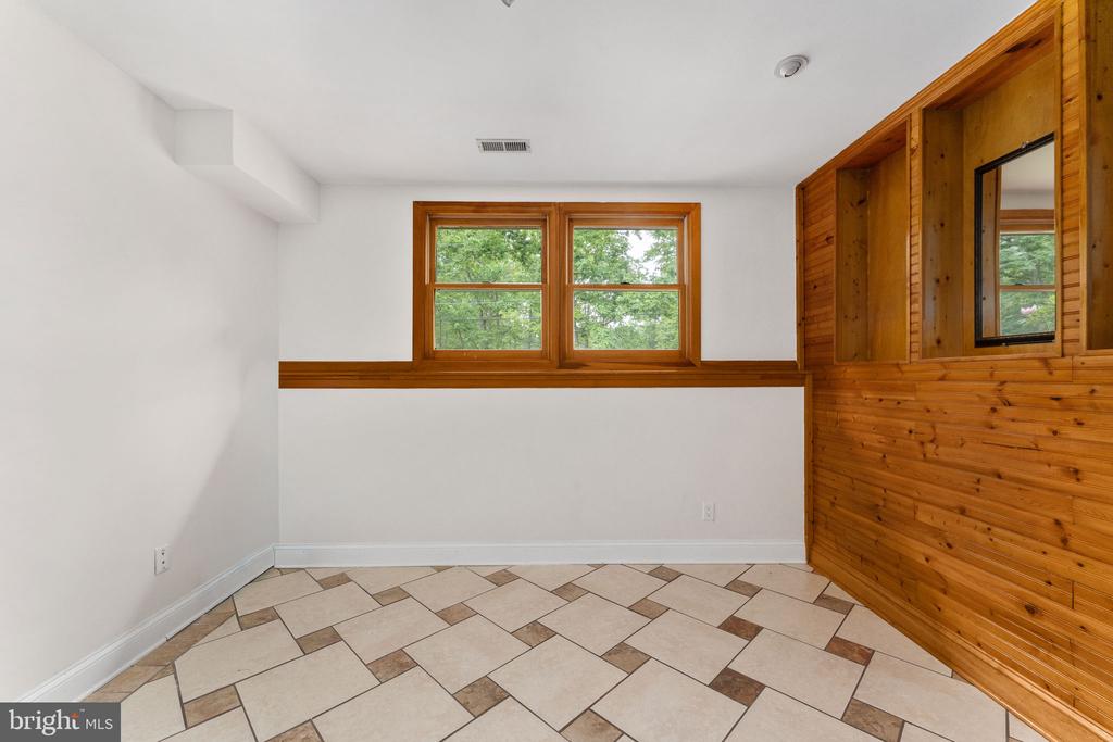 11902 PLANTATION DR, SPOTSYLVANIA, Virginia 22551, 4 Bedrooms Bedrooms, ,3 BathroomsBathrooms,Residential,11902 PLANTATION DR,VASP2041468 MLS # VASP2041468