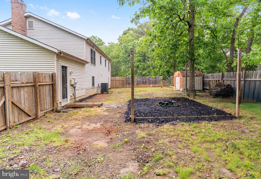 11902 PLANTATION DR, SPOTSYLVANIA, Virginia 22551, 4 Bedrooms Bedrooms, ,3 BathroomsBathrooms,Residential,11902 PLANTATION DR,VASP2041468 MLS # VASP2041468