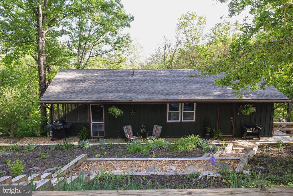 187 MOUNTAIN VIEW DR, LURAY, Virginia 22835, 1 Bedroom Bedrooms, ,1 BathroomBathrooms,Residential,187 MOUNTAIN VIEW DR,VAPA2006362 MLS # VAPA2006362