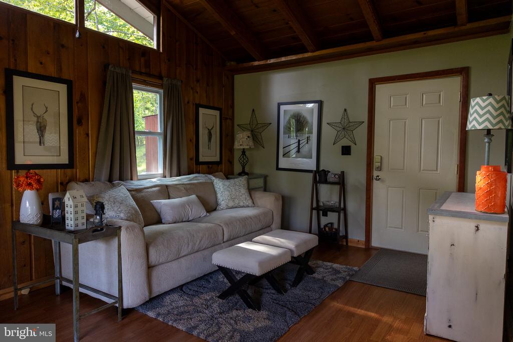 187 MOUNTAIN VIEW DR, LURAY, Virginia 22835, 1 Bedroom Bedrooms, ,1 BathroomBathrooms,Residential,187 MOUNTAIN VIEW DR,VAPA2006362 MLS # VAPA2006362