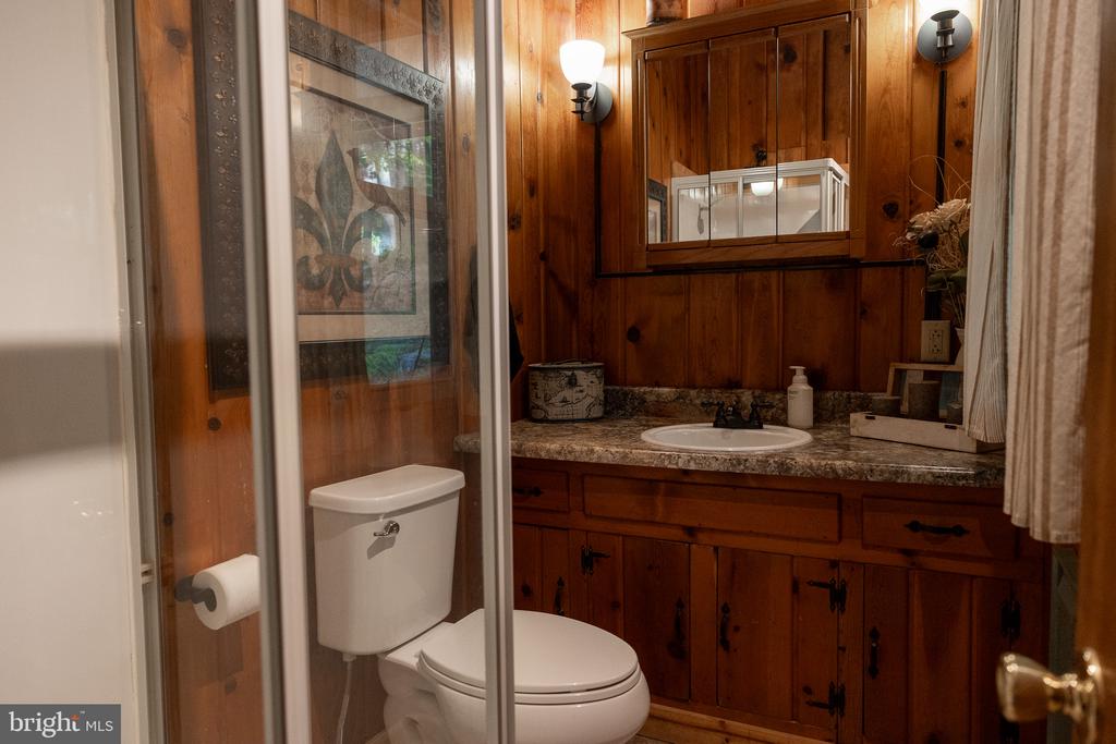 187 MOUNTAIN VIEW DR, LURAY, Virginia 22835, 1 Bedroom Bedrooms, ,1 BathroomBathrooms,Residential,187 MOUNTAIN VIEW DR,VAPA2006362 MLS # VAPA2006362