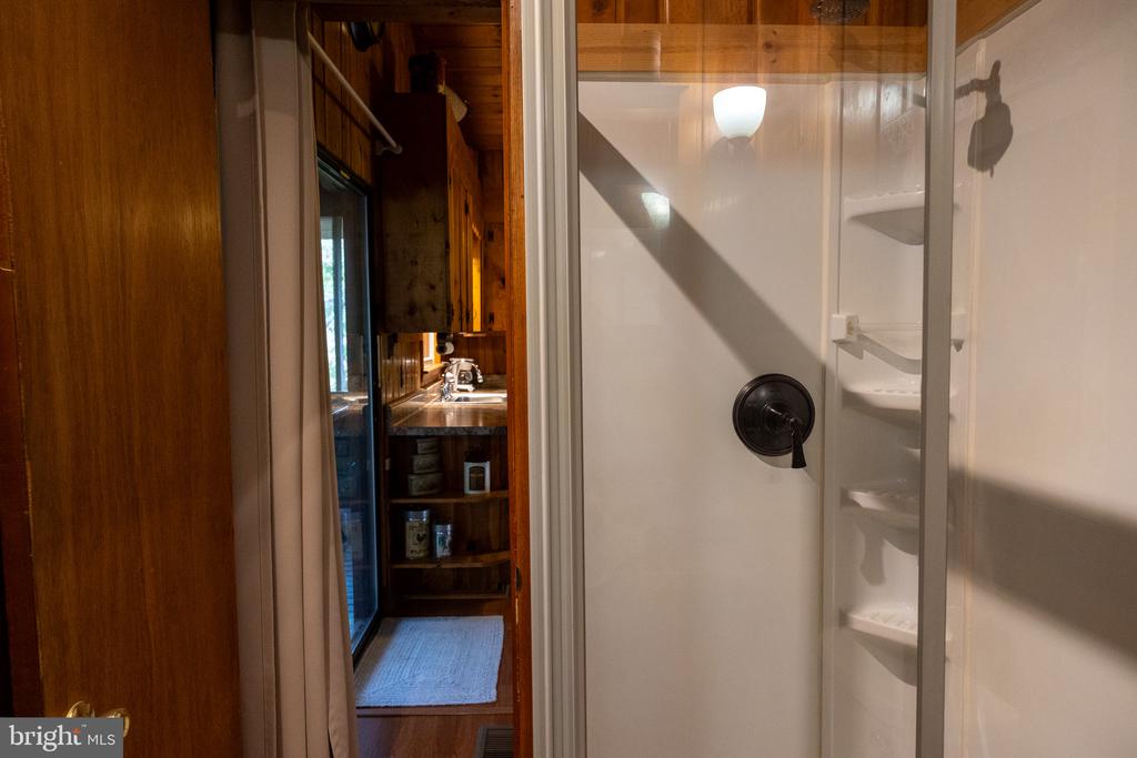 187 MOUNTAIN VIEW DR, LURAY, Virginia 22835, 1 Bedroom Bedrooms, ,1 BathroomBathrooms,Residential,187 MOUNTAIN VIEW DR,VAPA2006362 MLS # VAPA2006362