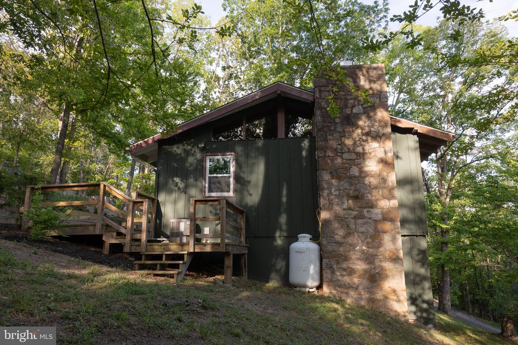 187 MOUNTAIN VIEW DR, LURAY, Virginia 22835, 1 Bedroom Bedrooms, ,1 BathroomBathrooms,Residential,187 MOUNTAIN VIEW DR,VAPA2006362 MLS # VAPA2006362