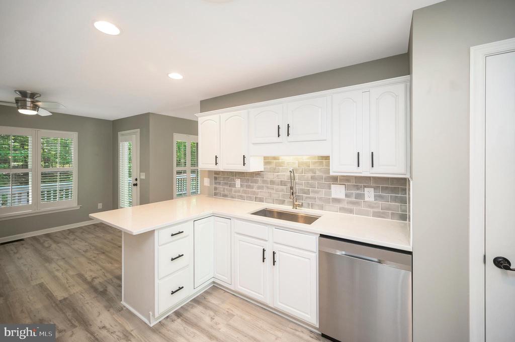 801 EASTOVER PKWY, LOCUST GROVE, Virginia 22508, 3 Bedrooms Bedrooms, ,3 BathroomsBathrooms,Residential,801 EASTOVER PKWY,VAOR2013796 MLS # VAOR2013796