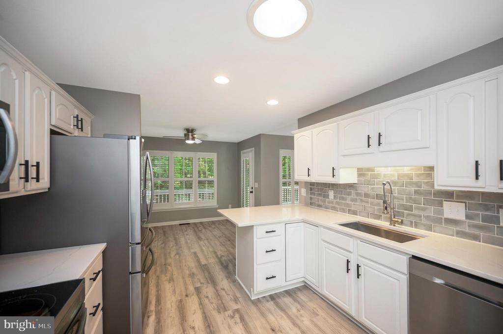 801 EASTOVER PKWY, LOCUST GROVE, Virginia 22508, 3 Bedrooms Bedrooms, ,3 BathroomsBathrooms,Residential,801 EASTOVER PKWY,VAOR2013796 MLS # VAOR2013796