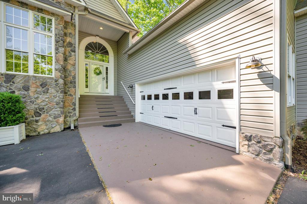 801 EASTOVER PKWY, LOCUST GROVE, Virginia 22508, 3 Bedrooms Bedrooms, ,3 BathroomsBathrooms,Residential,801 EASTOVER PKWY,VAOR2013796 MLS # VAOR2013796