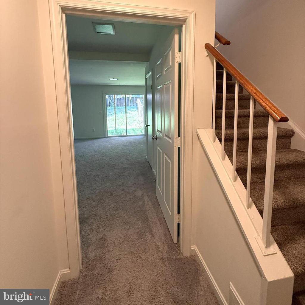 10740 BRICE CT, FREDERICKSBURG, Virginia 22407, 4 Bedrooms Bedrooms, ,3 BathroomsBathrooms,Residential,BALLANTRAYE,10740 BRICE CT,VASP2041204 MLS # VASP2041204