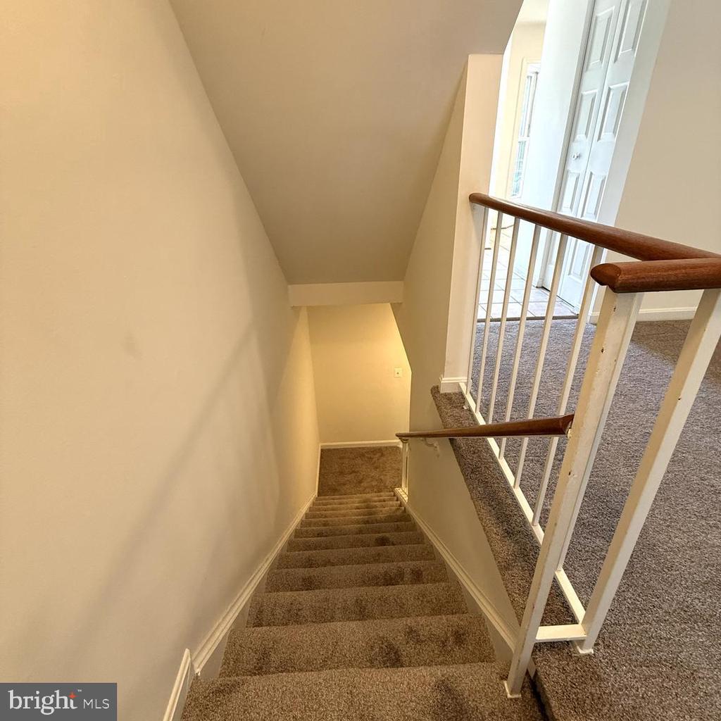 10740 BRICE CT, FREDERICKSBURG, Virginia 22407, 4 Bedrooms Bedrooms, ,3 BathroomsBathrooms,Residential,BALLANTRAYE,10740 BRICE CT,VASP2041204 MLS # VASP2041204