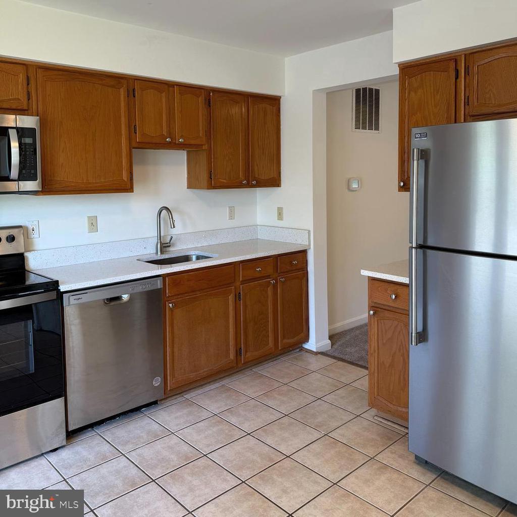 10740 BRICE CT, FREDERICKSBURG, Virginia 22407, 4 Bedrooms Bedrooms, ,3 BathroomsBathrooms,Residential,BALLANTRAYE,10740 BRICE CT,VASP2041204 MLS # VASP2041204