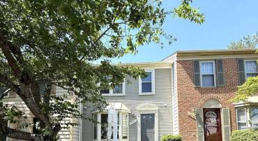 10740 BRICE CT, FREDERICKSBURG, Virginia 22407, 4 Bedrooms Bedrooms, ,3 BathroomsBathrooms,Residential,BALLANTRAYE,10740 BRICE CT,VASP2041204 MLS # VASP2041204
