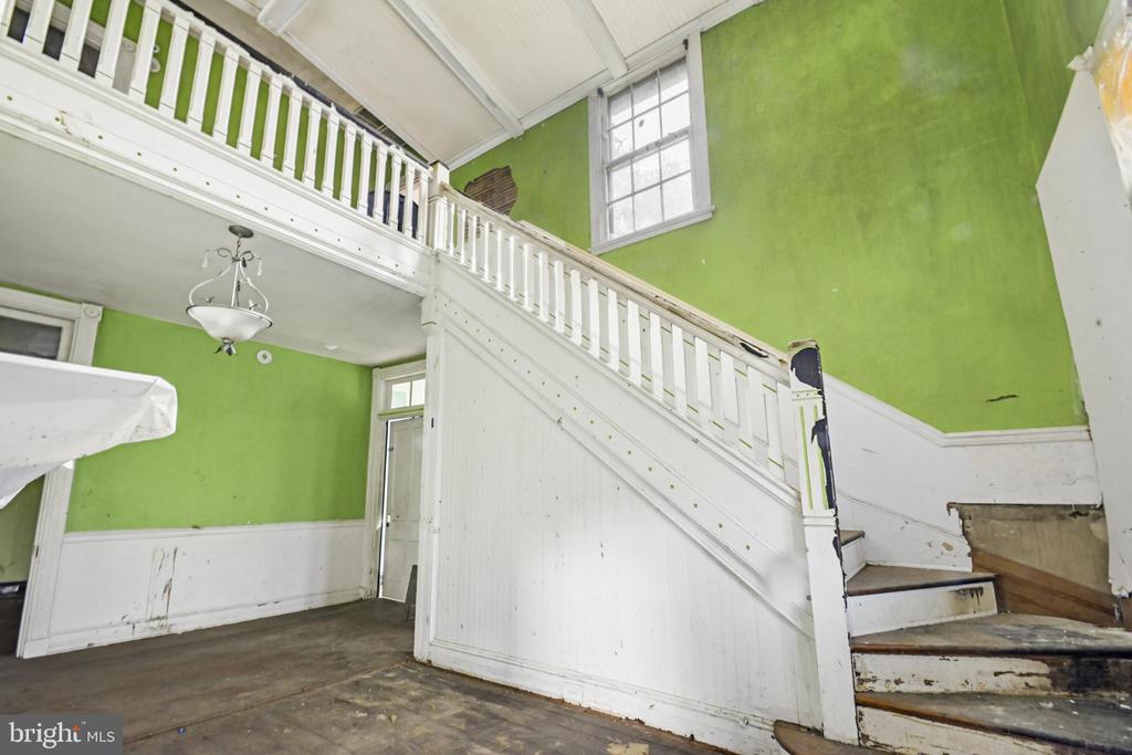 300 NORTH FRANKLIN, REMINGTON, Virginia 22734, 4 Bedrooms Bedrooms, ,4 BathroomsBathrooms,Residential,300 NORTH FRANKLIN,VAFQ2021954 MLS # VAFQ2021954