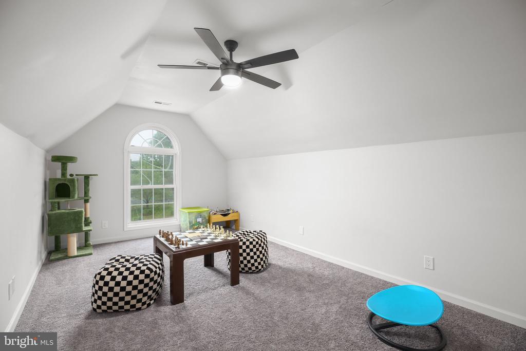 1472 MORRIS POND DR, LOCUST GROVE, Virginia 22508, 5 Bedrooms Bedrooms, ,3 BathroomsBathrooms,Residential,1472 MORRIS POND DR,VAOR2014078 MLS # VAOR2014078