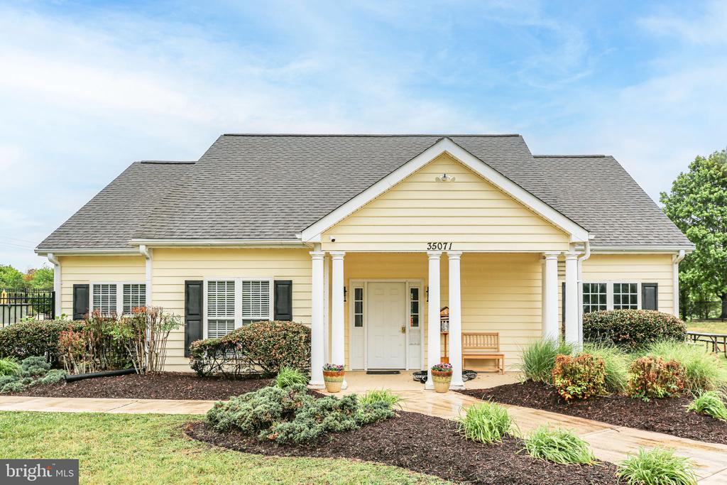 1472 MORRIS POND DR, LOCUST GROVE, Virginia 22508, 5 Bedrooms Bedrooms, ,3 BathroomsBathrooms,Residential,1472 MORRIS POND DR,VAOR2014078 MLS # VAOR2014078